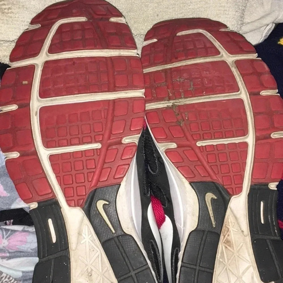 Nike Revolution 2 Men’s Sneakers Kicks Shoes Black - Picture 9 of 9